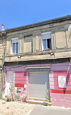 Vue rcente du btiment